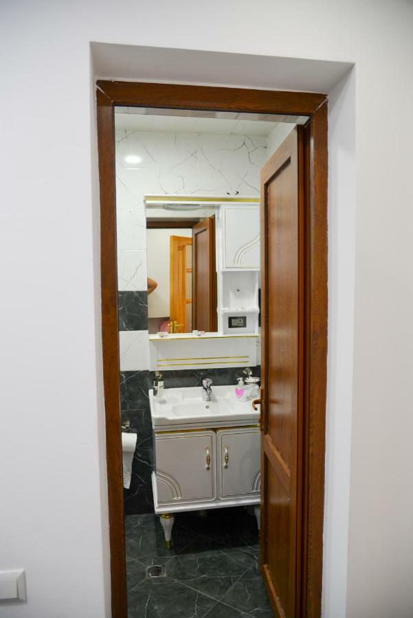Anastasia Apartment Kutaisi Dış mekan fotoğraf