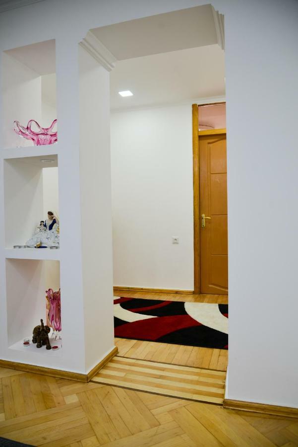Anastasia Apartment Kutaisi Dış mekan fotoğraf