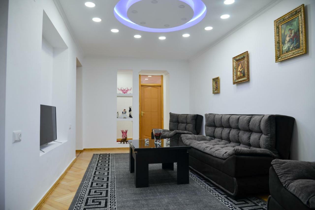 Anastasia Apartment Kutaisi Dış mekan fotoğraf